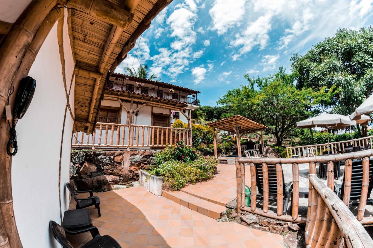 Hotel Terrazas De La Candelaria San Gil Eksteriør billede